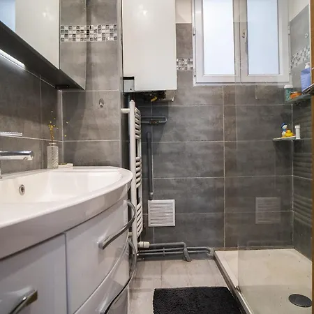 Appartement Nice 44 M 2 Steps From The Canal De L'ourq Paris